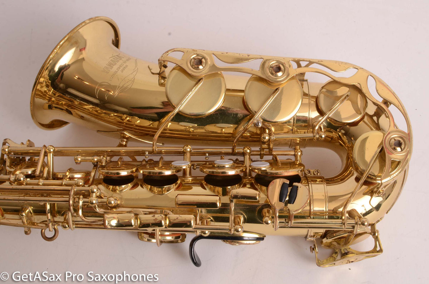 Yamaha YAS-52 Intermediate Alto Saxophone Good Condition – Mix of Pads