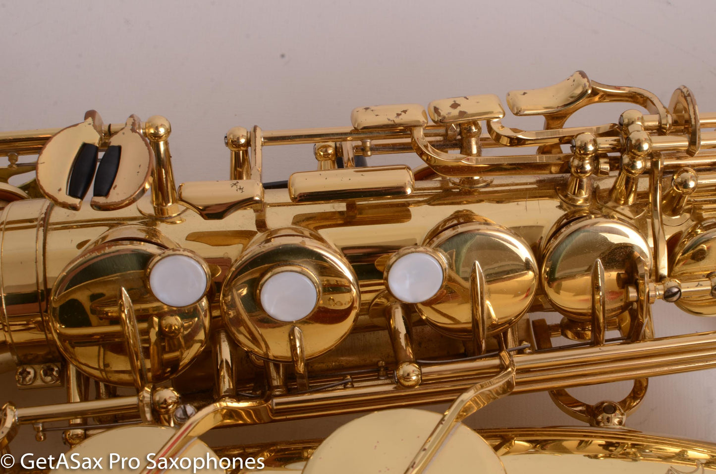 Yamaha YAS-52 Intermediate Alto Saxophone Good Condition – Mix of Pads