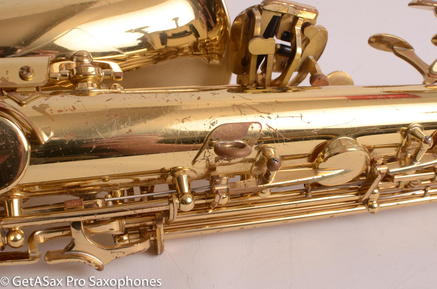 Yamaha YAS-52 Intermediate Alto Saxophone Good Condition – Mix of Pads