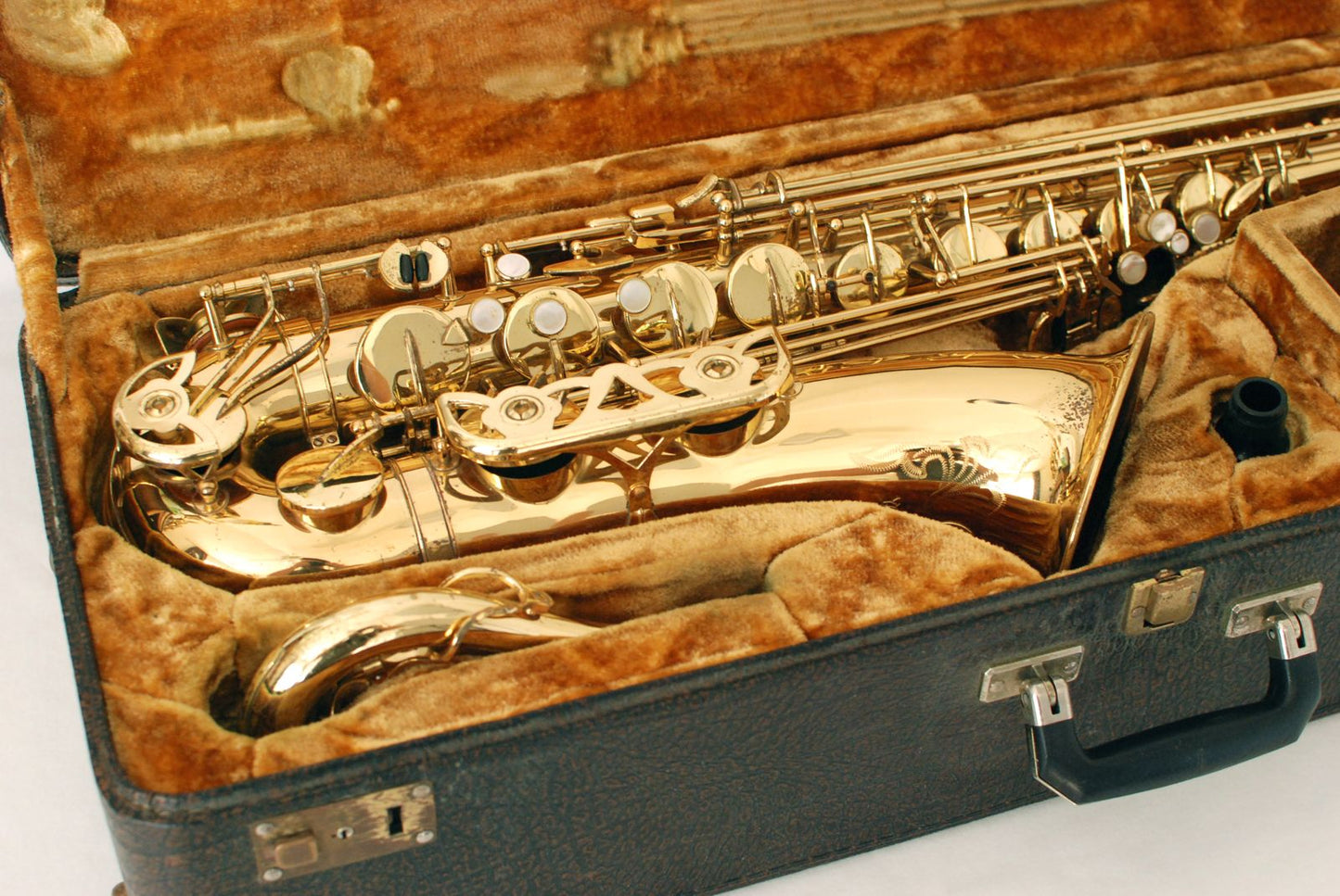 Yanagisawa T-880 Tenor Saxophone