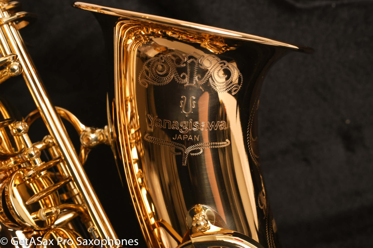 Yanagisawa AWO20 Solid Bronze Alto Saxophone  Brand New Fantastic Deal! A992