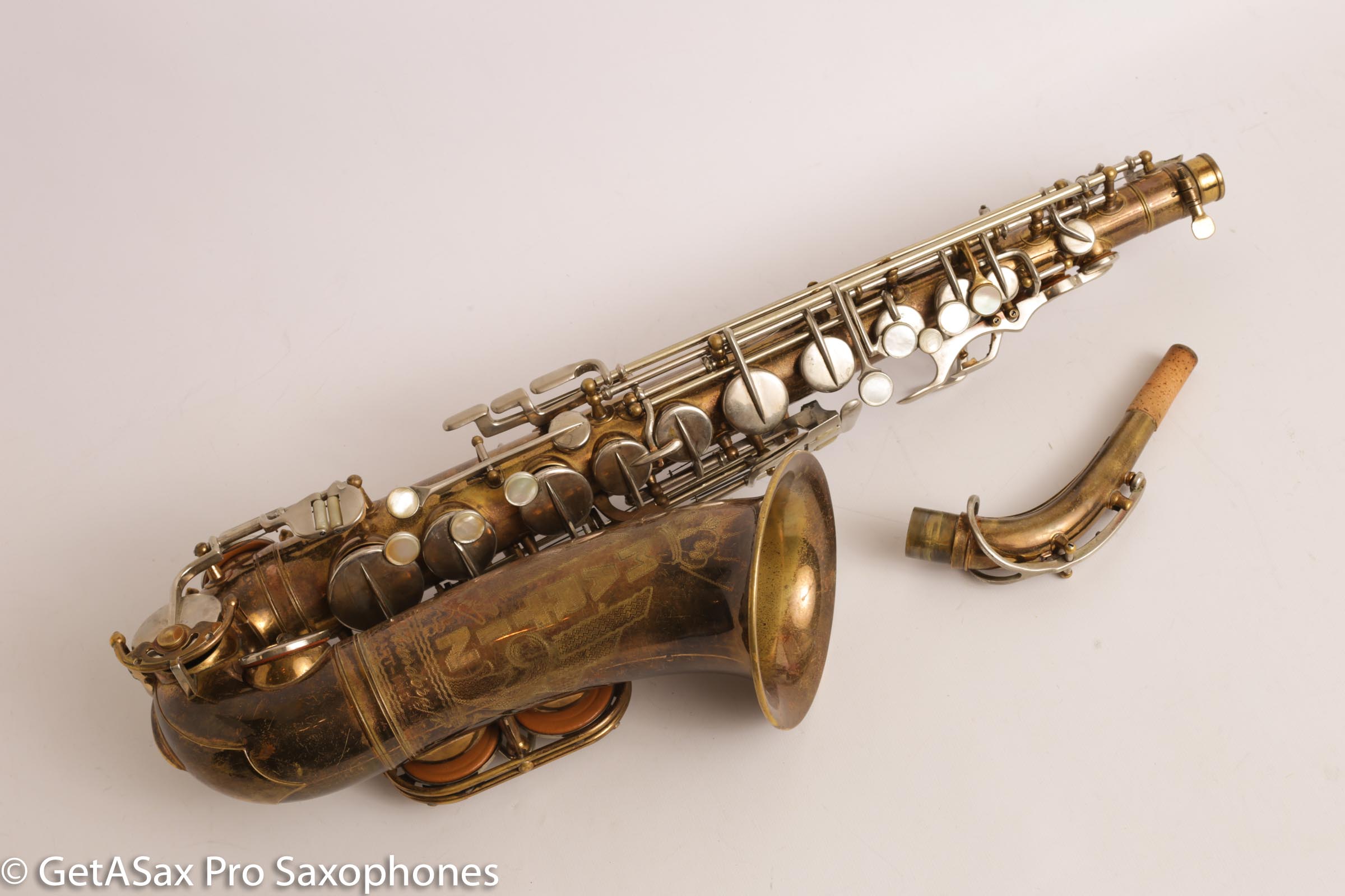Martin Committee II Alto Saxophone Original Lacquer Plays Well 